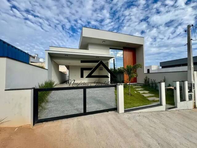Casa para Venda em São José - 4