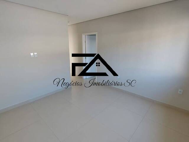 Casa para Venda em São José - 2