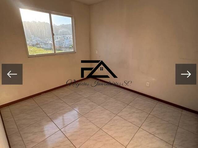 Apartamento para Venda em Palhoça - 4