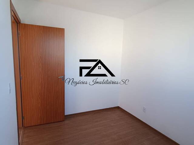 Apartamento para Venda em Palhoça - 4