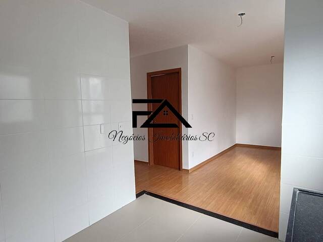#3091 - Apartamento para Venda em Palhoça - SC - 3