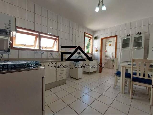 Casa para Venda em São José - 4
