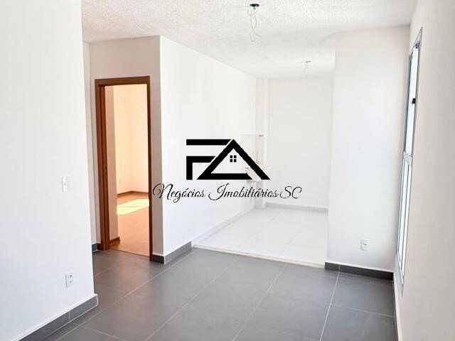 Apartamento para Venda em Palhoça - 4