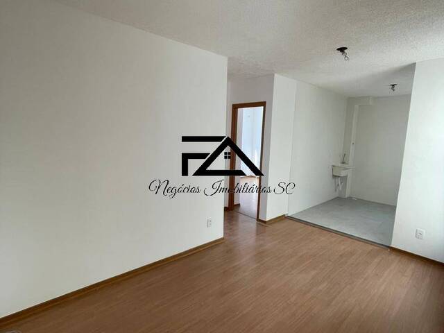 Apartamento para Venda em Palhoça - 4