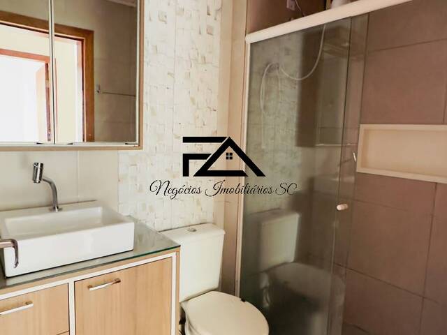 Apartamento para Venda em Palhoça - 4