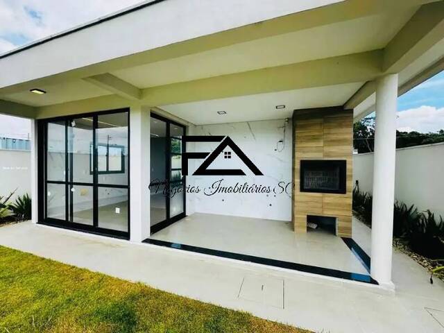 Casa para Venda em São José - 3