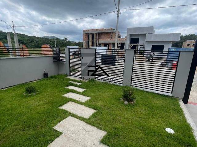 Casa para Venda em São José - 2