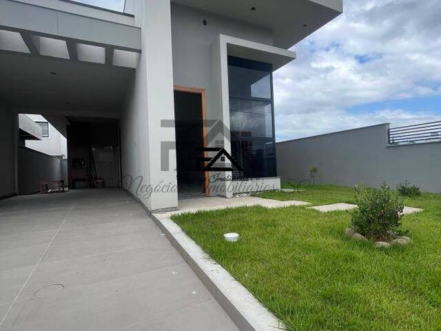 Casa para Venda em São José - 4