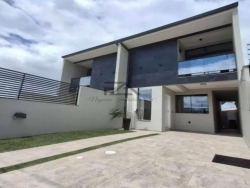 #1022 - Sobrado para Venda em São José - SC - 1