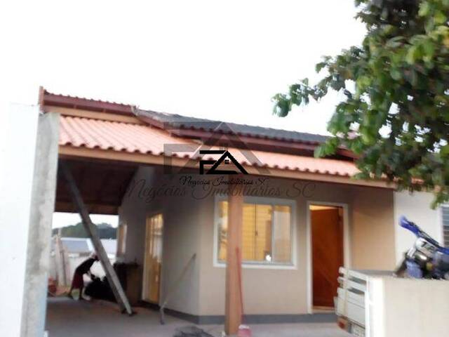 #1031 - Casa para Venda em São José - SC