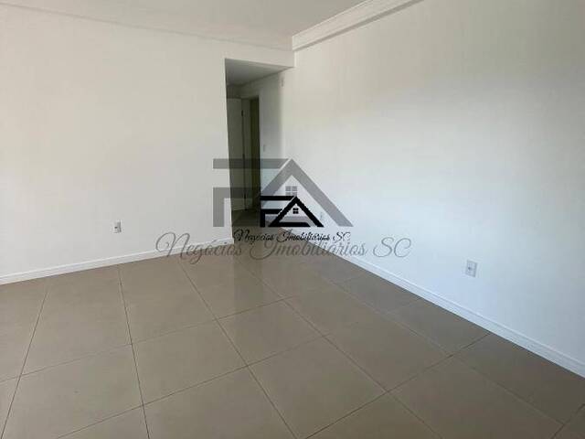Apartamento para Venda em São José - 4
