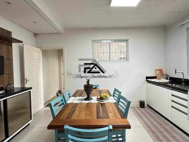 Casa para Venda em São José - 5
