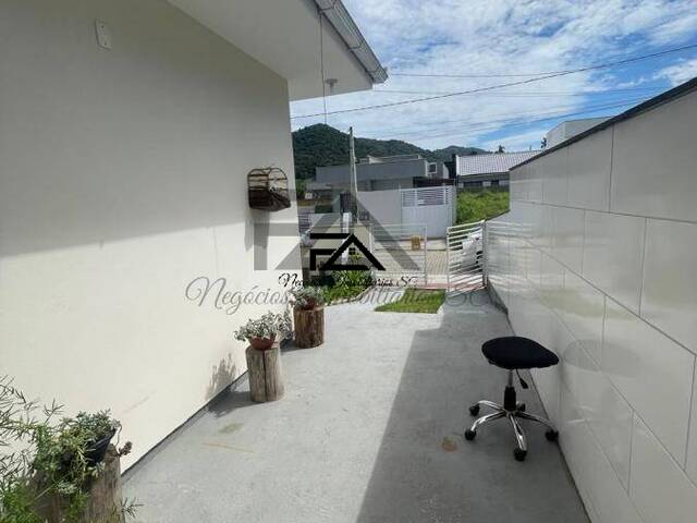 #1095 - Casa para Venda em São José - SC