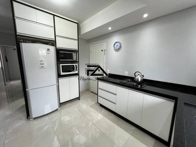 #1099 - Casa para Venda em São José - SC