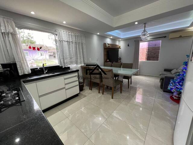 #1099 - Casa para Venda em São José - SC