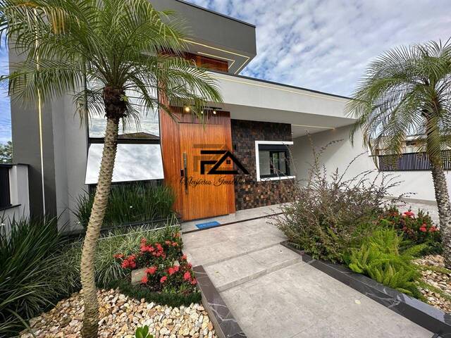 Casa para Venda em São José - 4