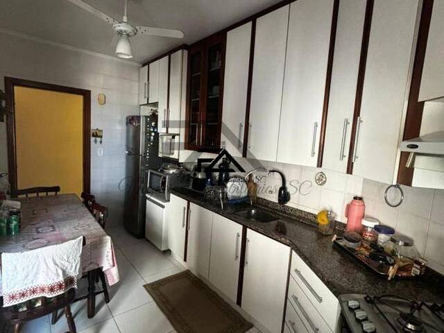 #1108 - Apartamento para Venda em São José - SC