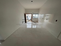 #1165 - Casa para Venda em São José - SC - 2