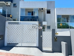 #1175 - Sobrado para Venda em São José - SC - 1
