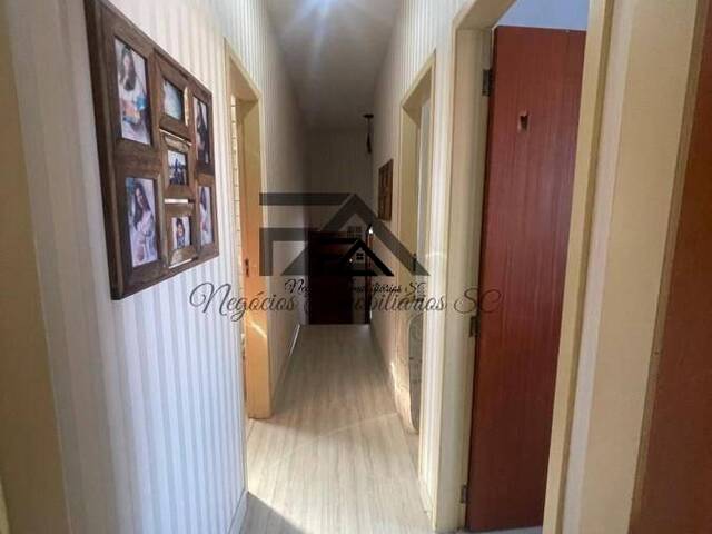 Casa para Venda em São José - 4