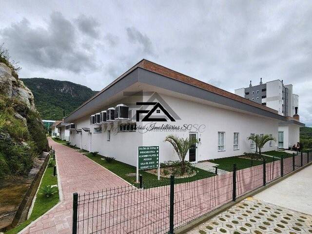Apartamento para Venda em Palhoça - 5