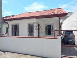 #1185 - Casa para Venda em Palhoça - SC - 2