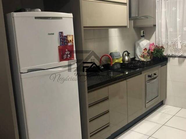 Sobrado para Venda em São José - 5