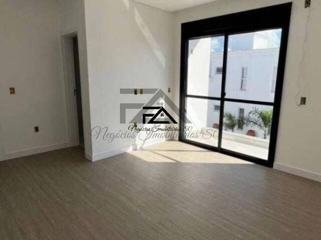 Casa em condomínio para Venda em Biguaçu - 5