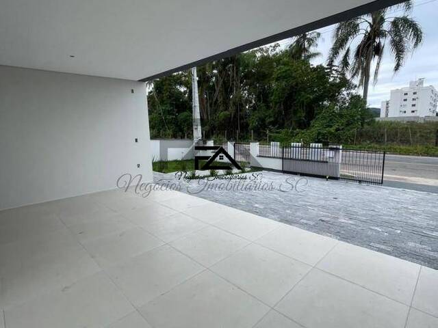 Casa para Venda em São José - 4