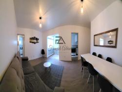 #421 - Apartamento para Venda em São José - SC