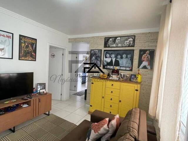 #2070 - Apartamento para Venda em São José - SC