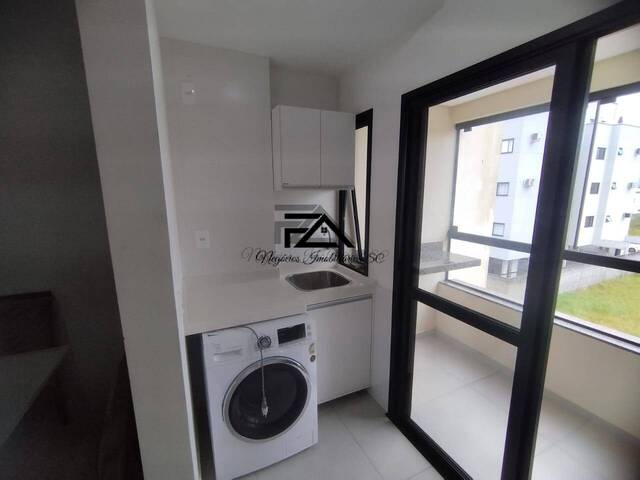 Apartamento para Venda em Palhoça - 5