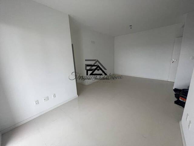 Apartamento para Venda em Florianópolis - 4