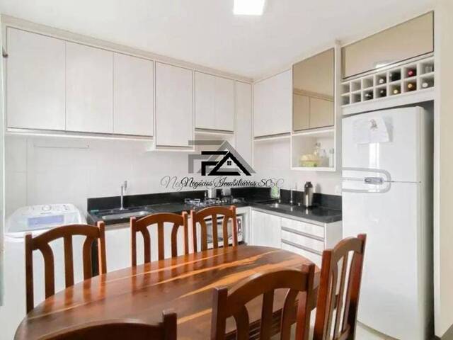 Apartamento para Venda em São José - 5