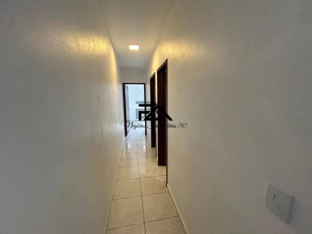 Casa para Venda em São José - 5