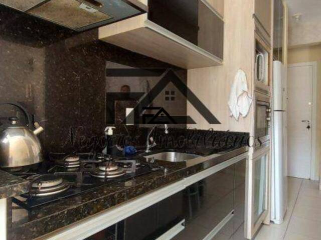 #638 - Apartamento para Venda em São José - SC