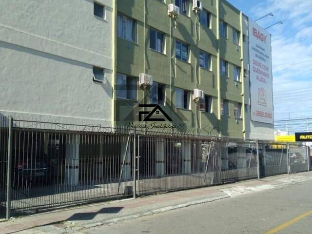 #648 - Apartamento para Venda em São José - SC