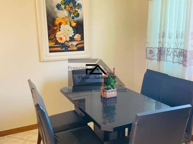 Sobrado para Venda em São José - 5