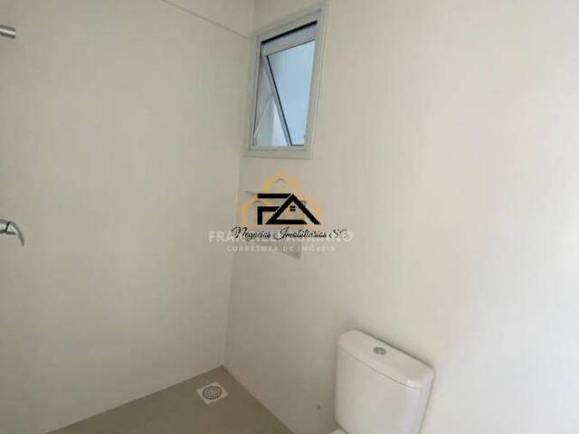 Apartamento para Venda em Florianópolis - 5