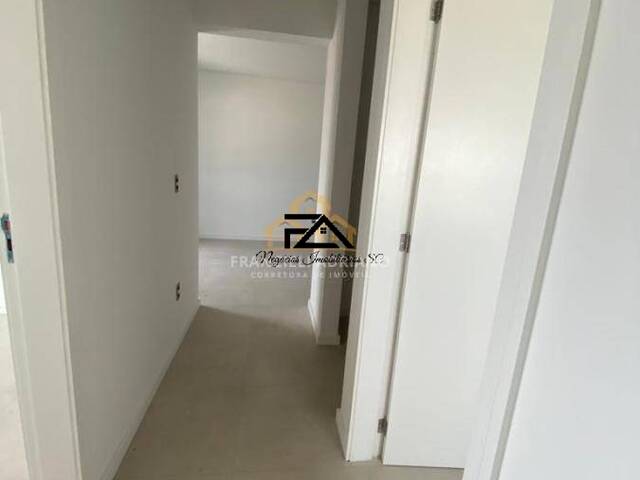 Apartamento para Venda em Florianópolis - 4